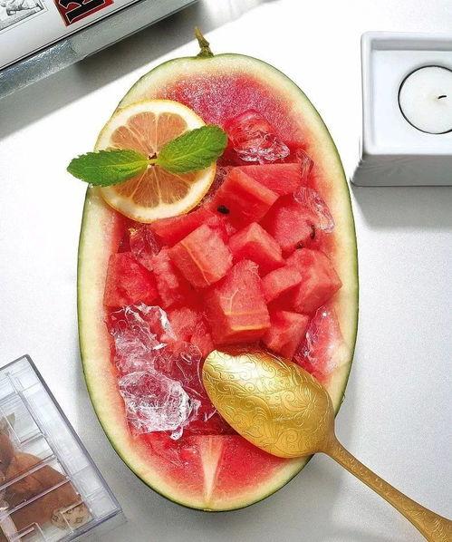 孕妇吃瓜被网暴