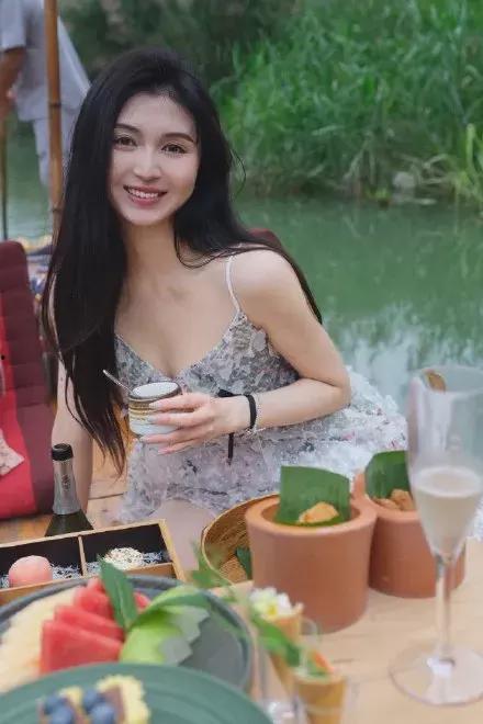 东北名媛网红吃瓜事件