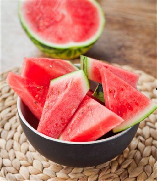 牛奶秋刀姨吃瓜网,揭秘吃瓜网背后的神秘力量