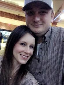 印度网红夫妇吃瓜图片,瓜界新宠引发热议