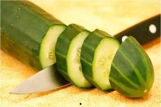 刺玫瑰吃瓜网,揭秘娱乐圈幕后真相，带你领略明星生活百态