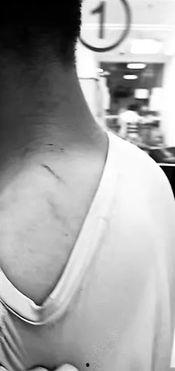 网红情侣吵架吃瓜图片高清,高清吃瓜图揭秘甜蜜背后的矛盾