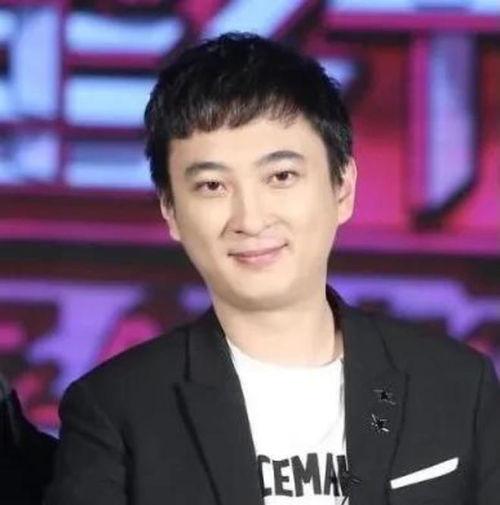 网红明星吃瓜头像男,揭秘男生的“瓜界”新潮流