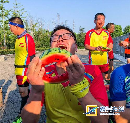 大赛官网在线吃瓜观看,跟随大赛官网，一起“吃瓜”观战